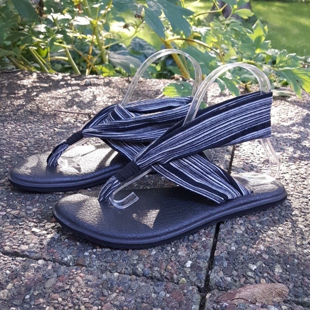 Sanuk | Ankle wrap sandal